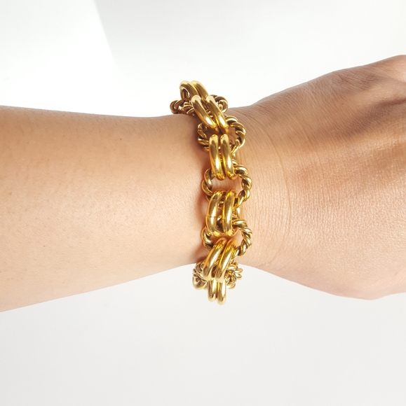 Robin Steele Inc. 18k Gold Polish Over Brass 💟 Double Wide Links - Picture 2 of 10